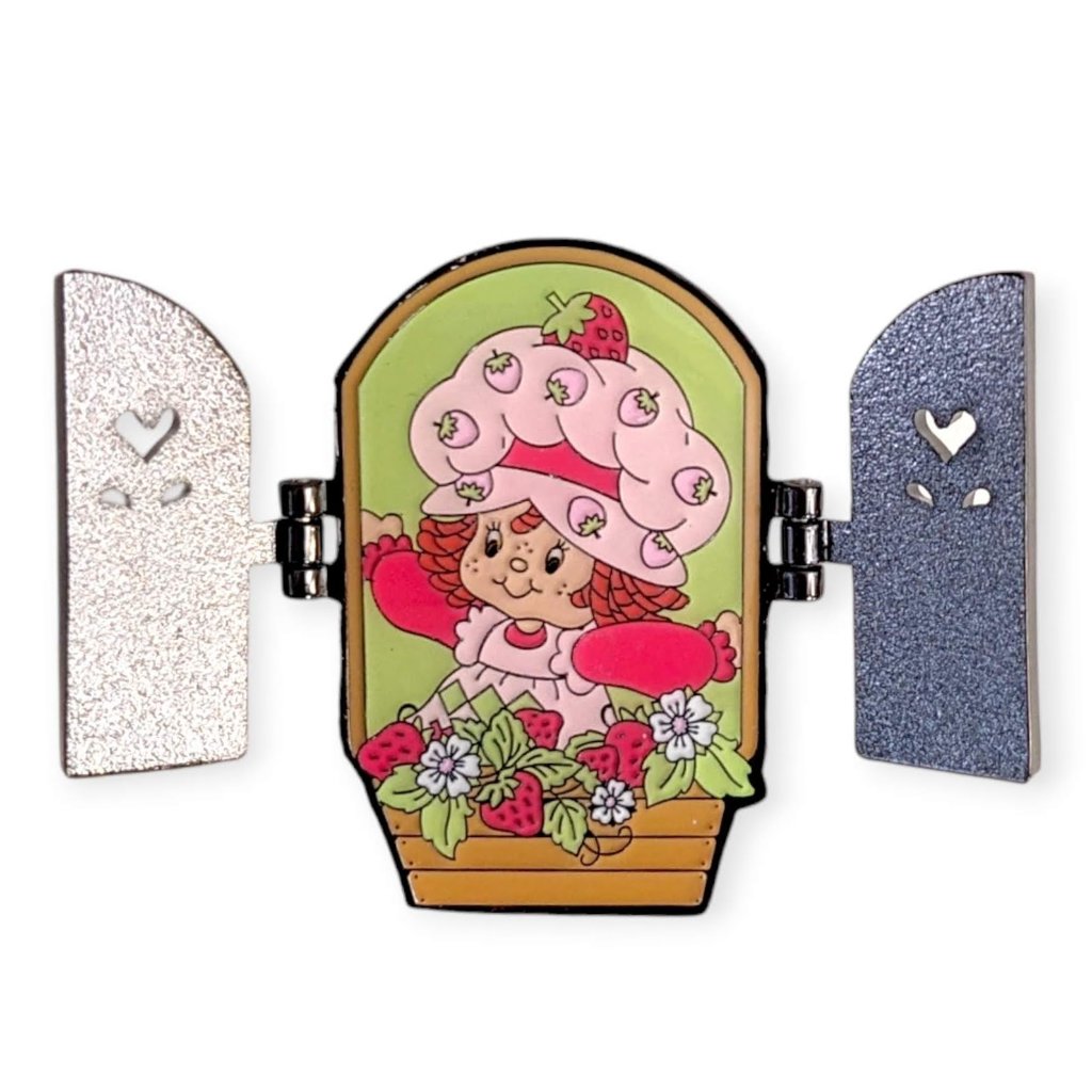 Strawberry Shortcake Loungefly Pin Opening Window 40$